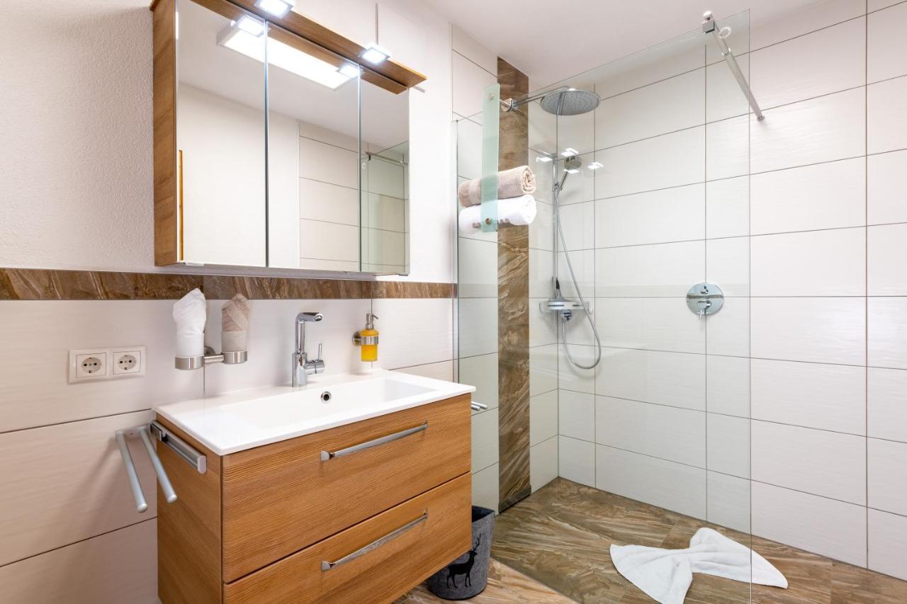 Appartements Simone Ehrwald Bagian luar foto
